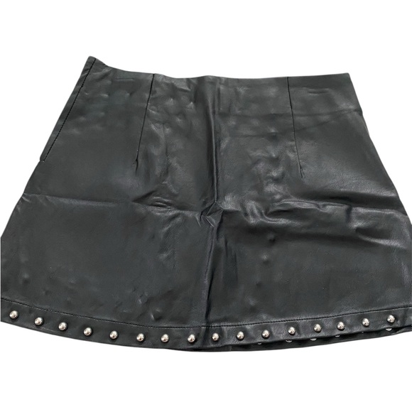 SA Sabrina Spellman Forever 21 Faux Leather Studded Skirt - Picture 14 of 16